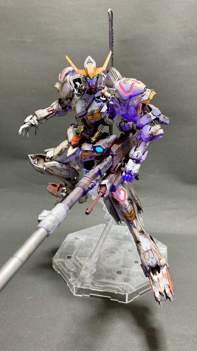 Haco Y Twitterren Mgバルバトスが完成しましたっ 今回のウェザリング加工も拘って制作しましたっ Mgガンダムバルバトス