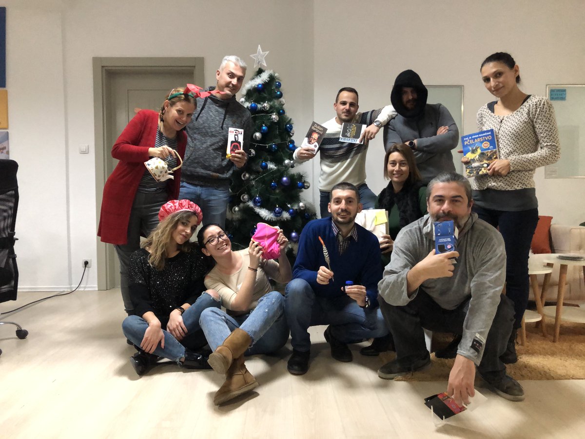 PuzzleSoft's tweet photo. U veselom ritmu se opraštamo od stare i dočekujemo novu 2020-tu godinu🤩
Članovi tima su u Secret Santa igri pripremili iznenađenja jedni drugima, a u novoj godini brojna iznenađenja pripremamo za vas🎁
Puzzle Software tim vam želi srećne praznike!🥳
#secretsanta #puzzlesoftware https://t.co/SAJ0kOmONj