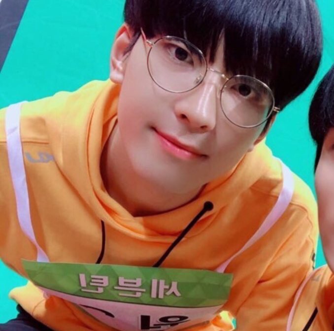 안경도 잘어울리는 🖤전원우 흑발🖤