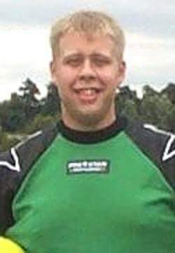 sharplesafc's tweet photo. Happy birthday to #SharplesLegend Stuart McCrindle who turns 43 today! https://t.co/3uZrY4ZOwy