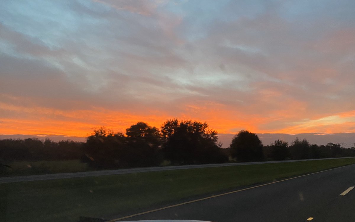 TJLoganAuthor's tweet photo. One good thing about taking a red-eye heading east...you get to see a beautiful sunrise as you drive home.
.
#homewardsunrise
#NowOffToBed
#Zombified https://t.co/UT06dpUcvO