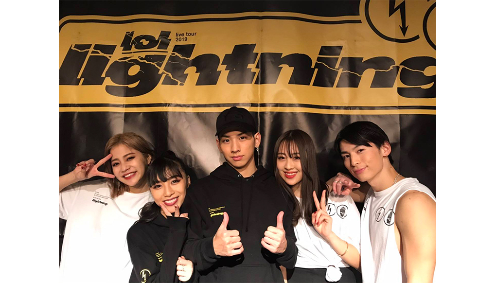 avexmanagement's tweet photo. 全国15箇所を駆け抜けたlol-エルオーエル-live tour-lightning-広島にて完結!!
記事は↓
https://t.co/ZZHb5UaSaD
#lol #エルオーエル @lol_avex https://t.co/rQqetq2xmt