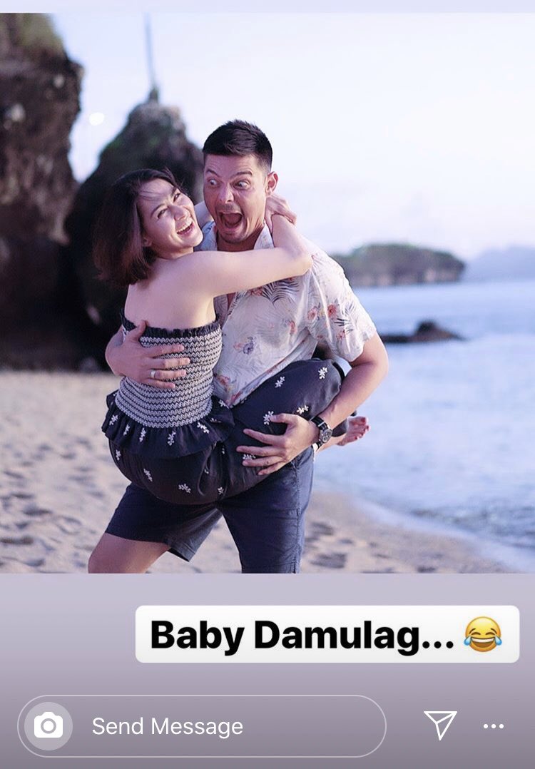 mariadongmarian's tweet image. Ang baby laki ni Dong ☺️ kitang kita sa face tlg ni Yan ang pagiging Masaya at kuntento sa buhay ng kanyang PAMILYA ☺️☺️ wagas na ligaya sa piling ni Dingdong Dantes at Zia &amp;amp; Ziggy ☺️ #DongYanWedding 

Happy 5th Anniversary sa inyo DongYan #DM123014 
Marian Rivera