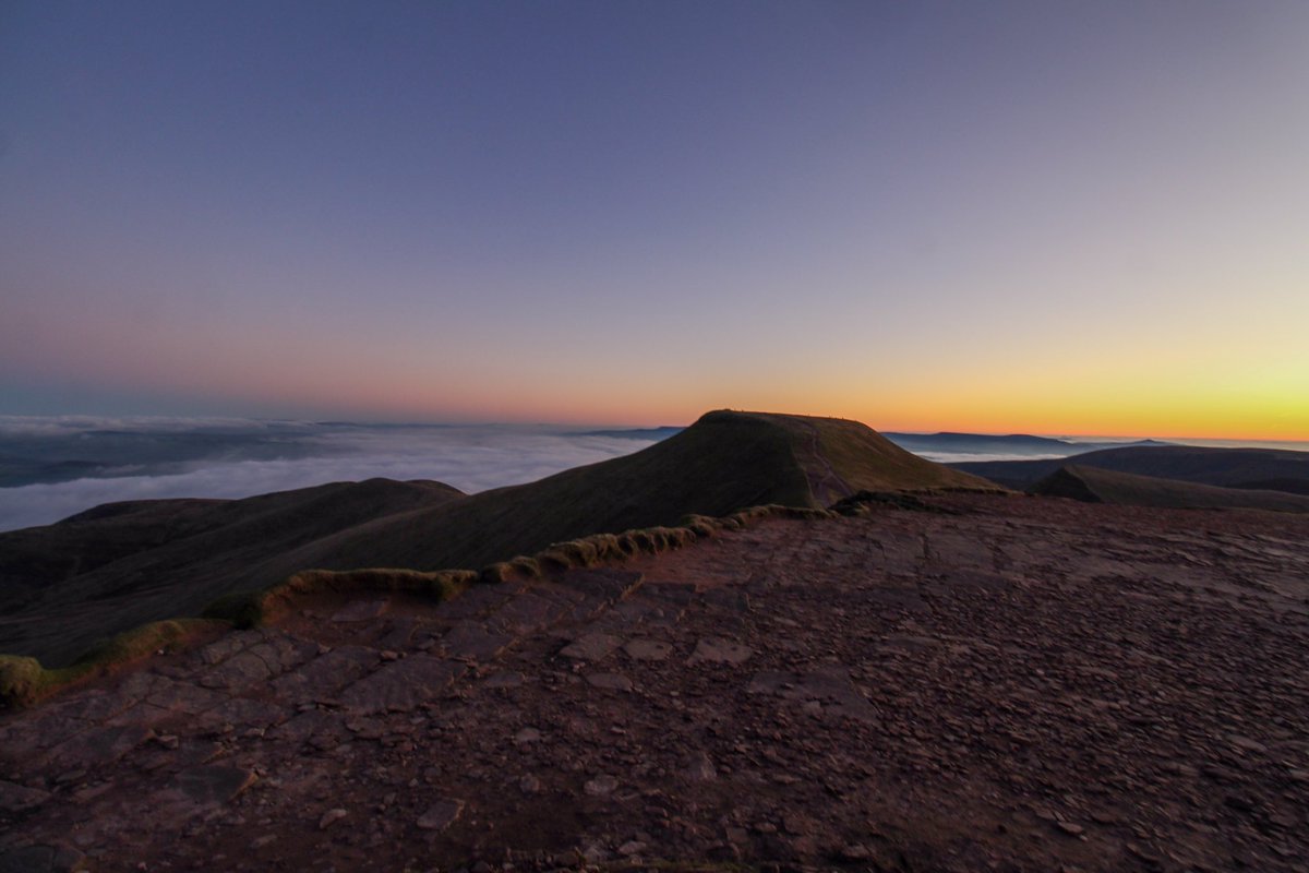 PhotosLou's tweet photo. Pen Y Fan this morning 
@NTBreconbeacons @BeaconsPhotos @visitwales https://t.co/OTAtTYCvie