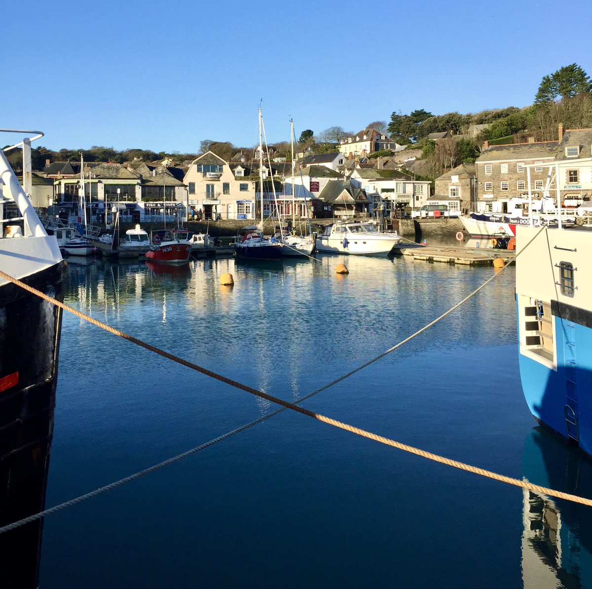 JillPBrown's tweet photo. #Padstow X https://t.co/CJR1rGcWyq