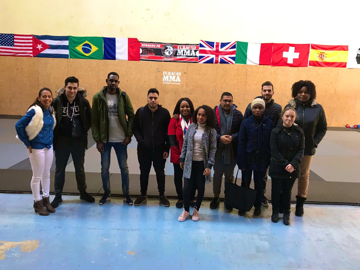 Démarrage de la promotion Istres Terre d’emploi !!
Merci à notre marraine et championne du monde de kick-boxing <a href="/SamanthaJfranc1/">Samantha J-francois</a> pour son implication🙏 #furacao 
@Opcalia <a href="/ffpconseil/">FFP Conseil</a> <a href="/AFPA_PACA/">DR Afpa Paca Alain Mahé</a> <a href="/Afpa_Formation/">Afpa</a> @Fafih_OPCA <a href="/VGraulet/">Vincent Graulet</a> <a href="/MoradMaachi1/">Morad Maachi</a> <a href="/LNFaure/">Hélène Faure</a> <a href="/vaglio2/">Pierre Laurent</a> <a href="/HinnekintYves/">Yves Hinnekint</a>