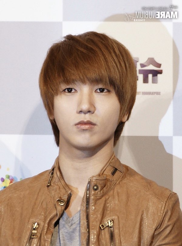 4) yesung as light yagami (death note)