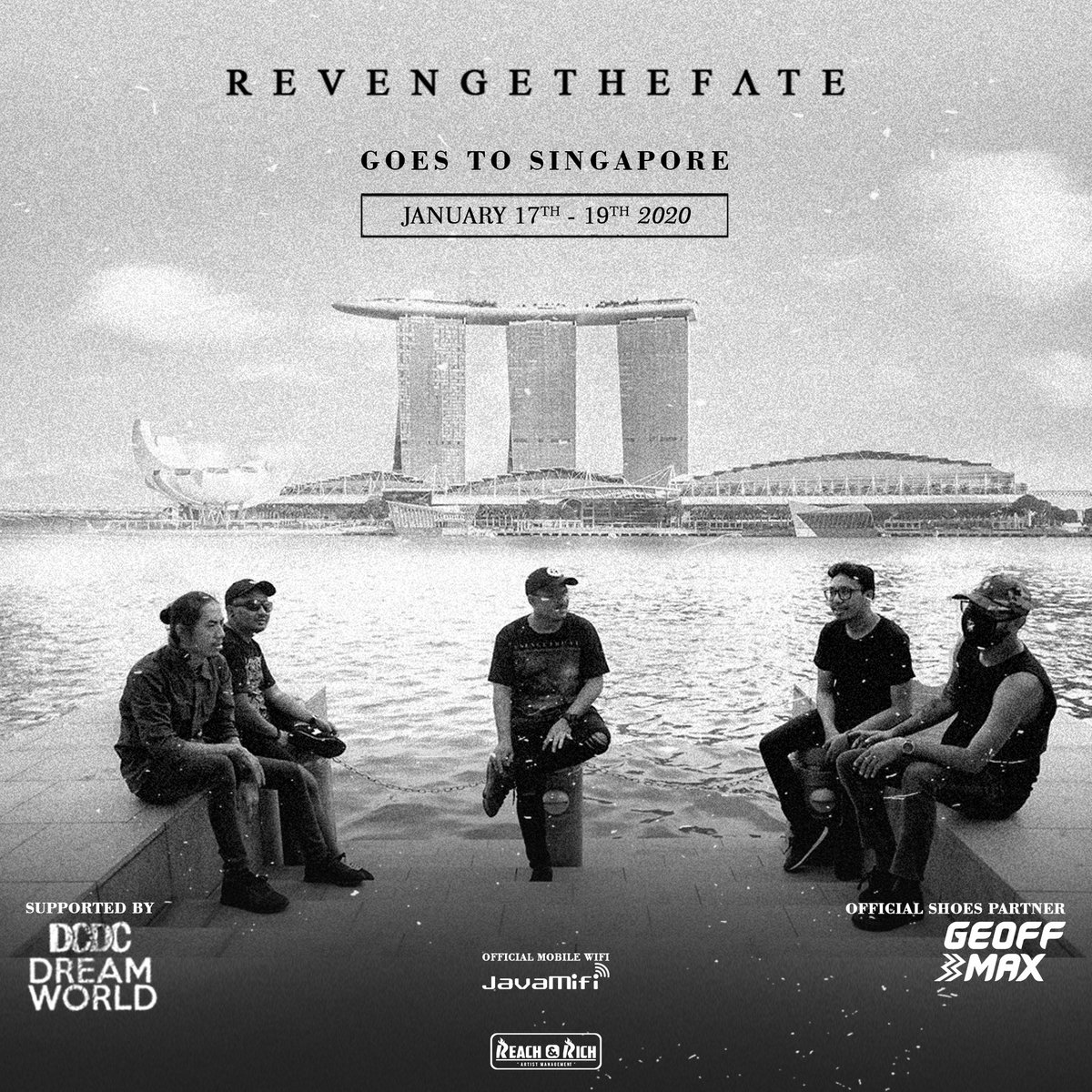 mochamadandika's tweet photo. Tak sabar untuk menyambangi Singapura di awal 2020 nanti 🤘🤘🤟
•
Supported by @DjarumCoklat 
Official Shoes Partner GEOFF MAX
Official Mobile Wifi @JavaMifi 
#reachandrichartistmanagement
#rtfcolony
#rtfsingapore https://t.co/5WmictYfgx