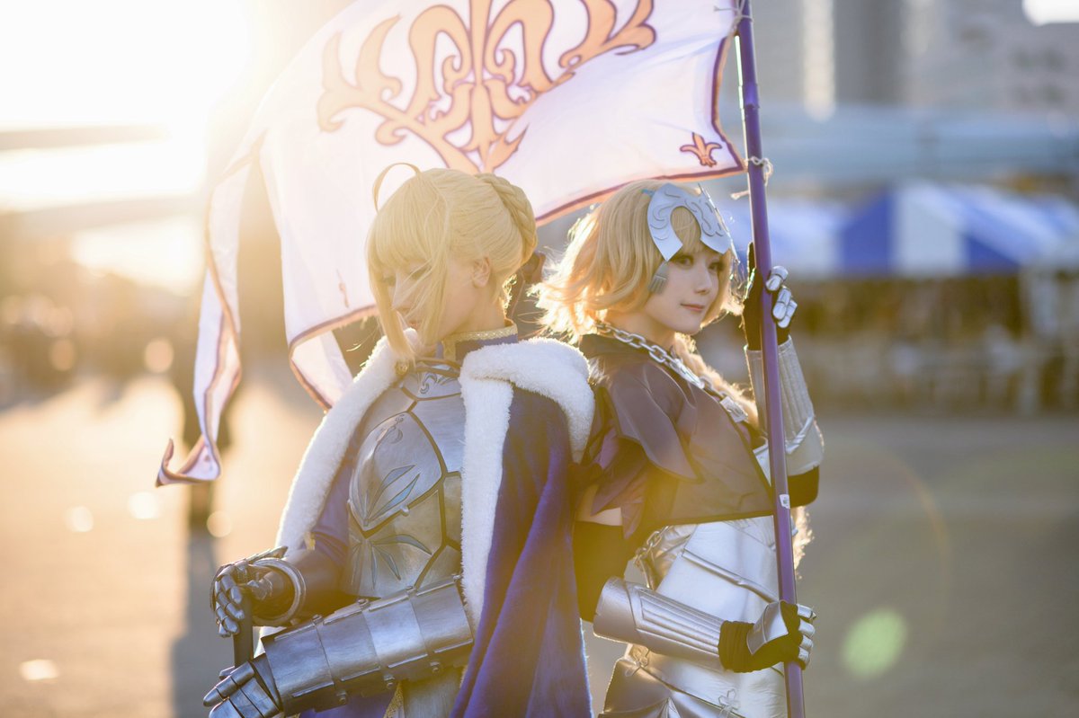 りり茶 甜 Fate Grand Order それは 未来を取り戻す物語 あのfgoの最初の頃のキービジュアルが好きで ジャンヌと併せるの夢だった あとマシュ C97コスプレ