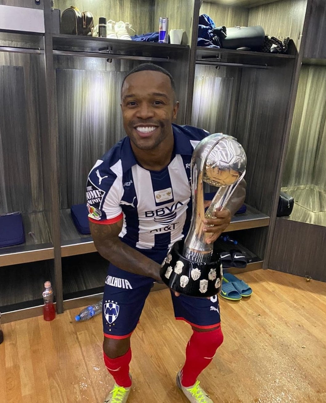 Vamos Mi Verde on Twitter: "Dorlan Pabón obtiene la Copa de Campeón de la Liga mexicana con Rayados de Monterrey. Stefan Medina logra su título #12 en su carrera. Avilés Hurtado también recibió su medalla. Felicitaciones !!!… https://t.co/xTb0gRtF2L"