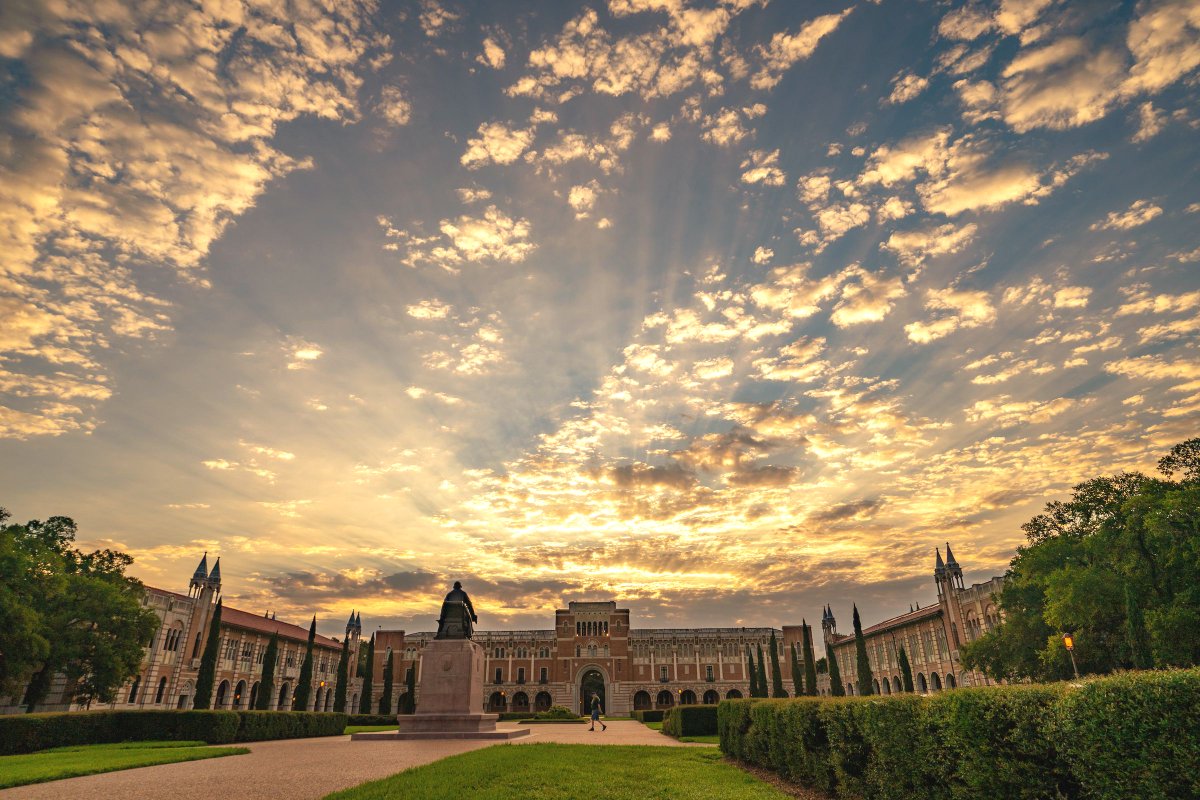 RiceUniversity's tweet photo. What was your favorite moment of 2019? https://t.co/iYwa8zxnkK