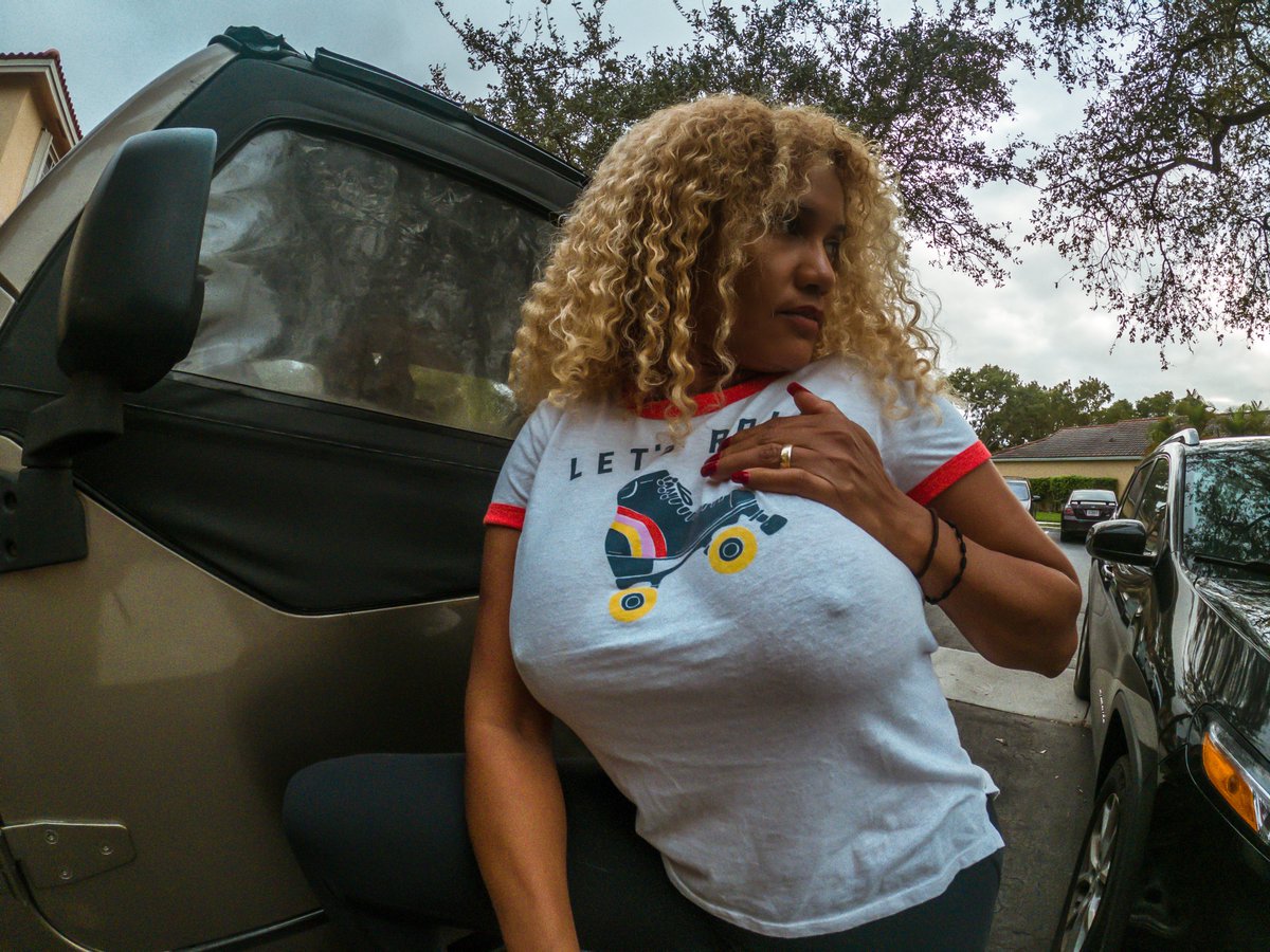 All day long, my nipples poke through my shirt. 

#bigboobs #hardnipples #bignipples #busty #bustylegend