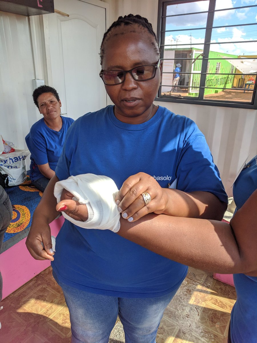 contraceptioned's tweet photo. Bleeding, fractures, slings and bandaging. Outstanding students. https://t.co/x1AfVOMFZv