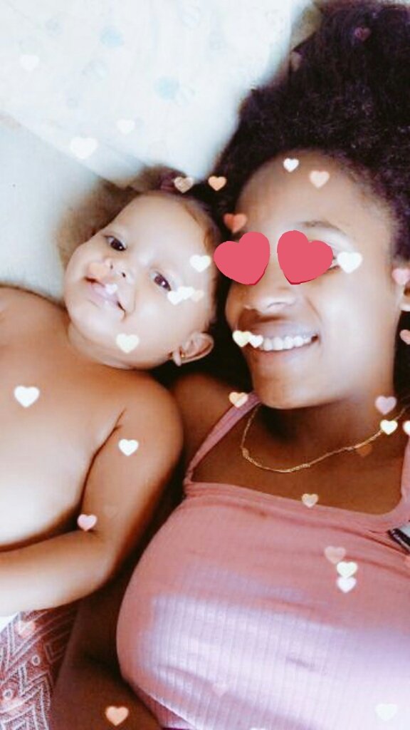 AndressPxx's tweet photo. Um Milhão de vezes sou capaz de te dizer todo amor do mundo eu daria pra você 😍💜👣 MINHA MENINA 💜👣 https://t.co/3yiHO0SfLB