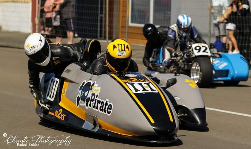 GlobalSidecar's tweet photo. 2019~New Zealand, Cemetery Circuit 

Suzuki International Series

Round 3

Remember to tune into this page for up-to the minute Race qualifying and Race results provided by~@MarkDennis2
#elevatestoragesolutions

Photos by~
https://t.co/tJfJ4qVNVX https://t.co/fKScfjRaA8