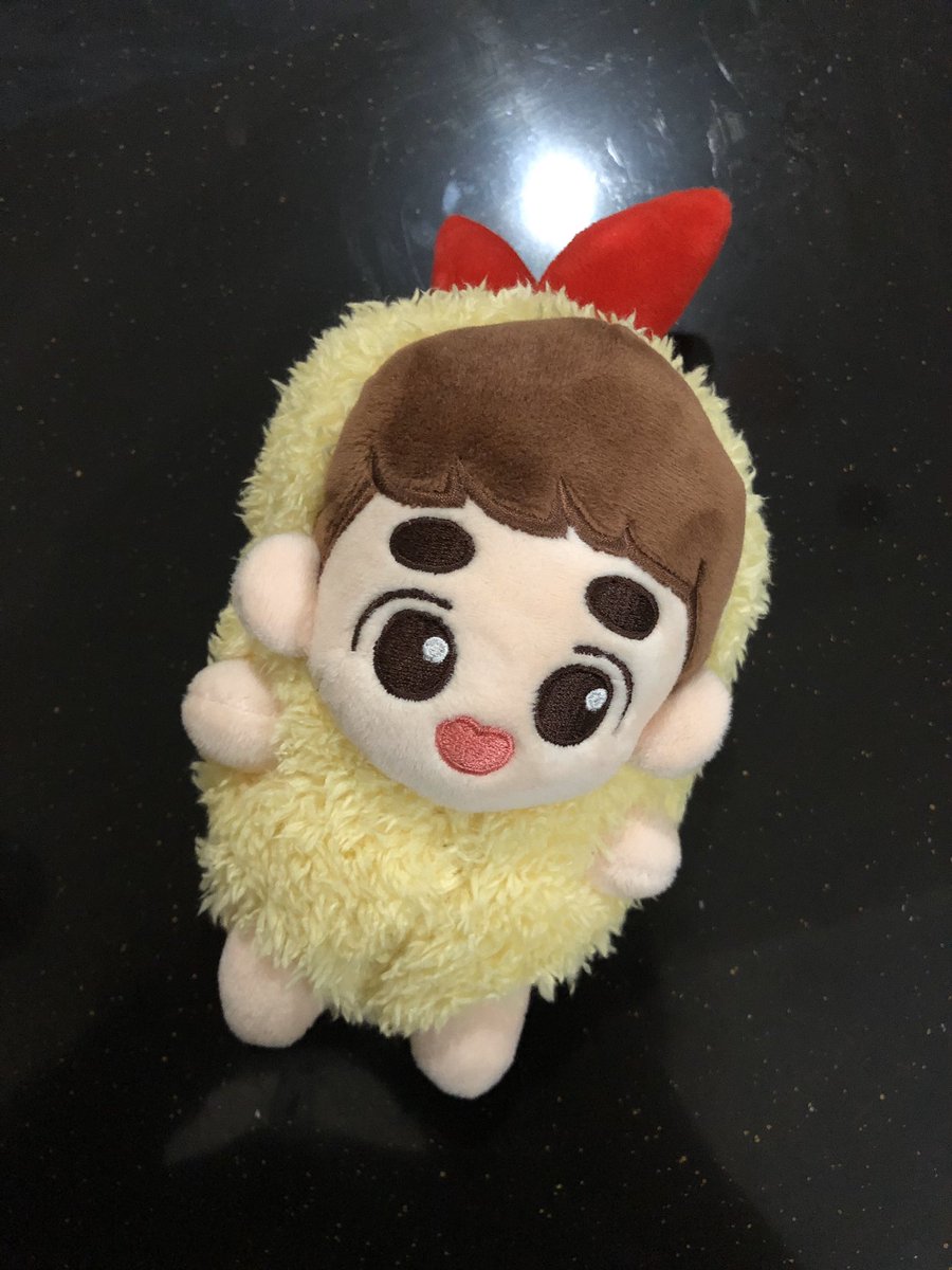 sharang___'s tweet photo. You look so edible, I might just eat you #Kyungsoodoll #Haddu https://t.co/GaXnOxMObD