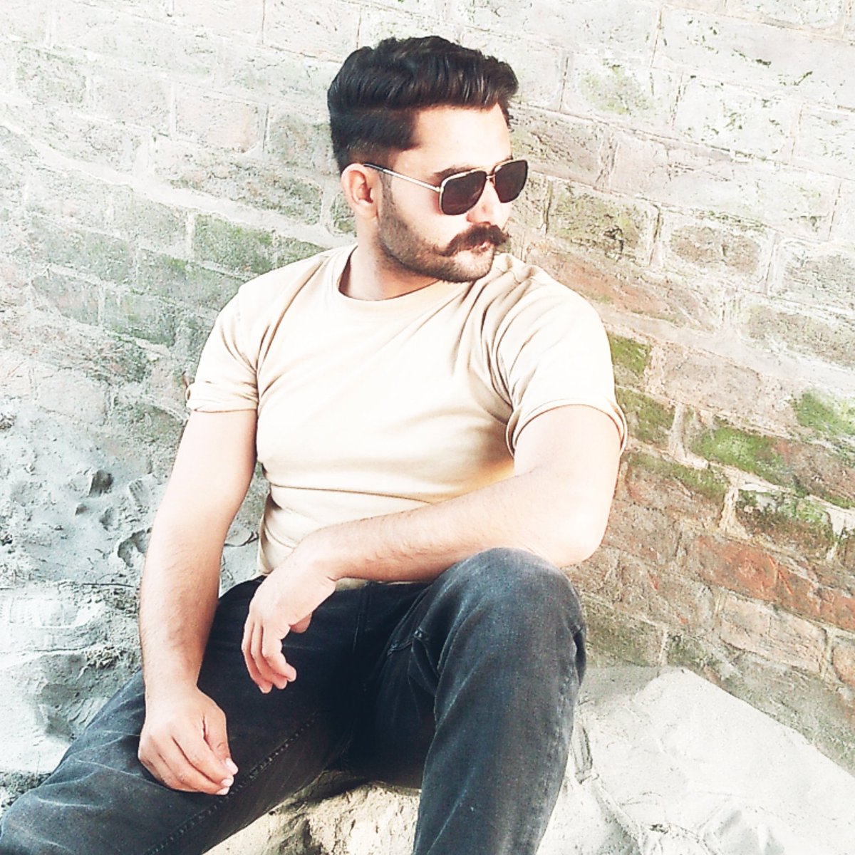 HaseebDurrani88's tweet photo. 🔥Most Active Members🔥
FB💯 % 
⁦❤️⁩#پرائم_پرومو⁦❤️⁩
@Zoaibzia
@HaKhtk1
@Ay_s_a
@zery01
@nysar2014
@SalmanGHQ
@Zulfi155
@ShaaNi189
@khatri_zeeshan
@Zarnish42
@yasmeenyk1
@SaeedAnwarSatt1
@MaryamAli786PAK
@Fzk_kkk
@50kPti
@Its_Attakha
#PrimePromo
@HaseebK418
@HafizYaqub2 https://t.co/U33zHVVfrL
