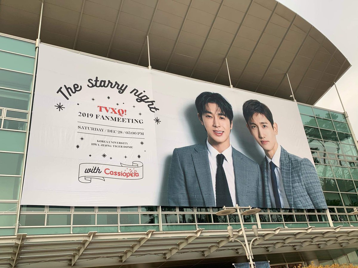 kpopconph's tweet photo. [PKCI TRAVELS]

TVXQ's The Starry Night with Cassiopeia 2019 Fan Meeting happened last December 28 at Tiger Dome, Korea University. It was the Cassies way to end the year right and celebrate 16 glorious years with their idols.

#KPOPCON #PKCI #PKCI_TRAVELS https://t.co/1QJwJ97joT