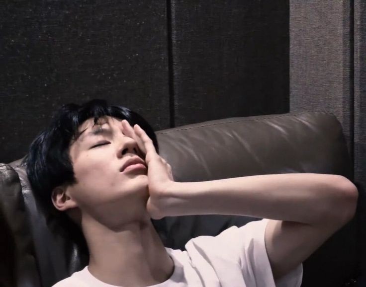𝙉𝙤.𝟗 tweet media