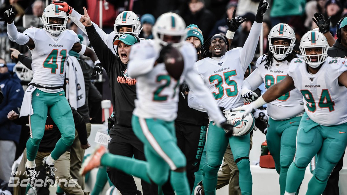 MiamiDolphins's tweet photo. Waking up with a W 😎 https://t.co/1wVUdYTzv9
