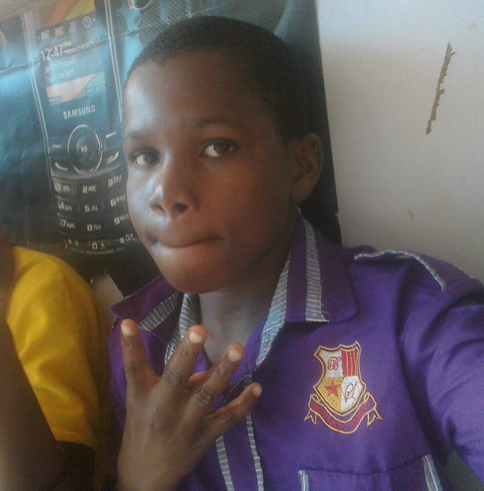 rawwestjp's tweet photo. beginning of this decade I was a mobile phone dealer at 10-13 years old, going to Wuse to do business with my father’s age mate. Even helping my elders decide when negotiating, I NEVER knew all that will add in the future! https://t.co/IHHI4xGGuQ