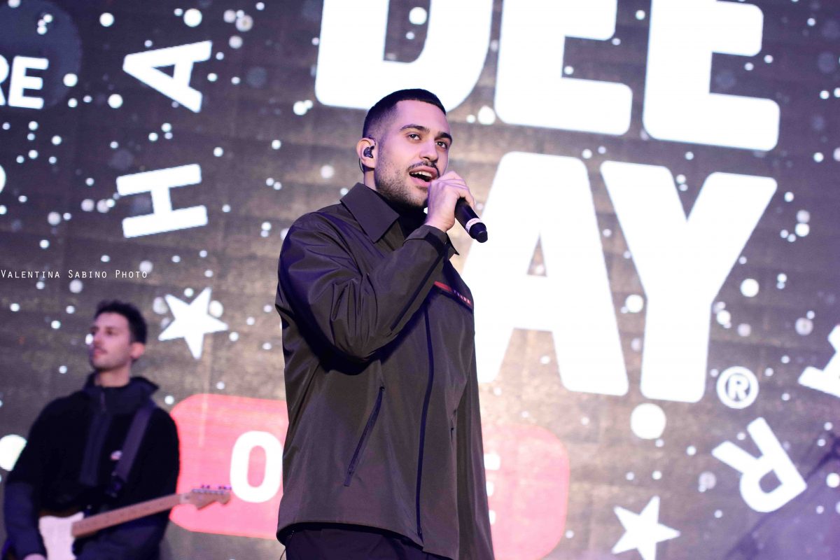 FanclubMahmood's tweet photo. Ecco alcune foto dell'esibizione di @Mahmood_Music durante la serata di @radiodeejay ๐ฅโ
.
#mahmood #deejayonice
.
ph valentina sabino https://t.co/C019QQNmsi