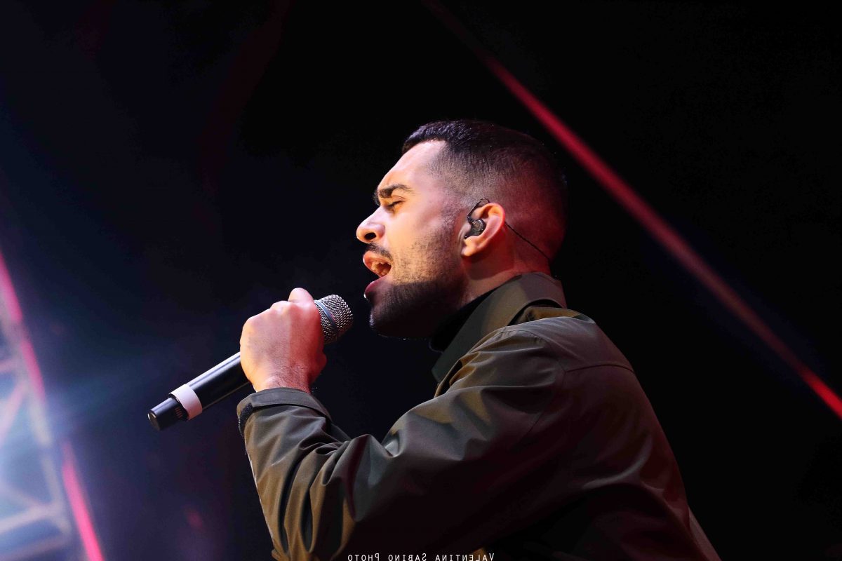 FanclubMahmood's tweet photo. Ecco alcune foto dell'esibizione di @Mahmood_Music durante la serata di @radiodeejay ๐ฅโ
.
#mahmood #deejayonice
.
ph valentina sabino https://t.co/C019QQNmsi