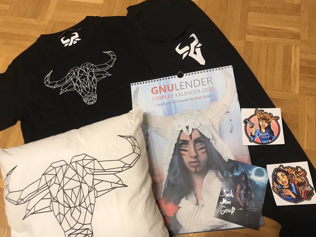 BGnuli's tweet photo. Hab ich zu Weihnachten bekommen ❤️❤️Danke❤️@SaftigesGnu ❤️❤️ https://t.co/R9atNZ4p39