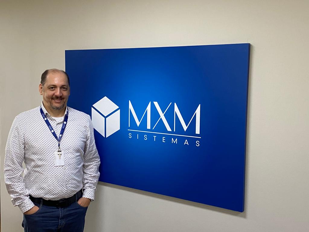 MXMSistemas's tweet photo. A #FamiliaMXM não para de crescer nem no final do ano. Sejam bem-vindos, #MXMers de dezembro! 😍💙 https://t.co/2tKEf0pVo7