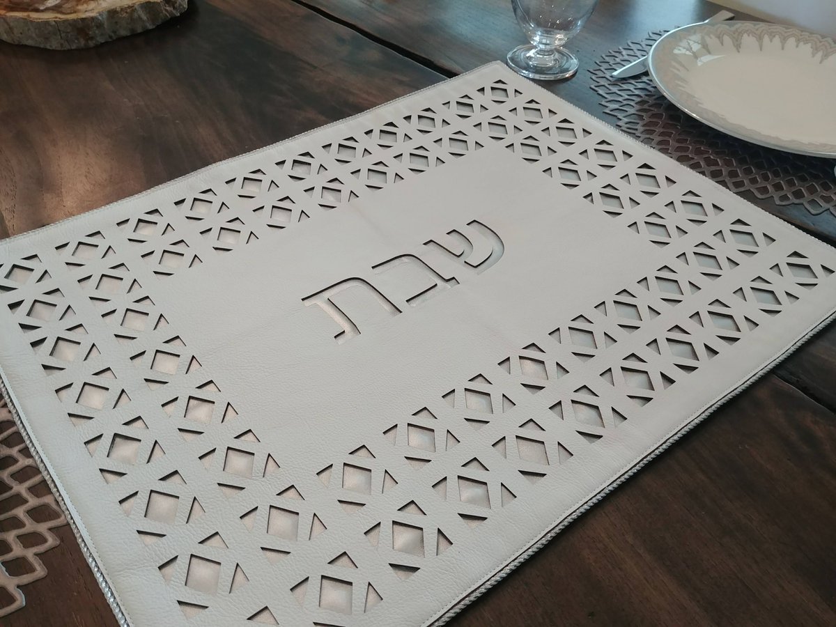 InJudaica's tweet photo. Fortune delights people all around the world with her stunning #ChallahCovers & #Judaica items!
https://t.co/R398S59xFm
#Shabbat #Shabbos #Shabbes #ShabbatShalom #Judaism #JewishArtist #JewishNY #Leather https://t.co/rNdXF28aVo
