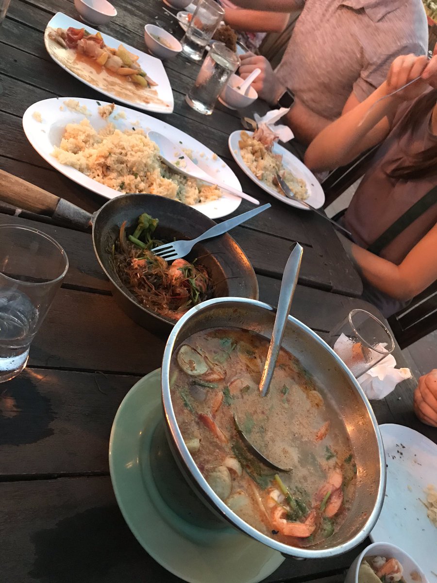 Ain A. Grooms tweet media