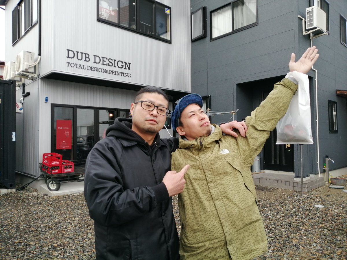 bugsrecords242's tweet photo. 新メンバー？

対バン約束しました。もうあなた達は逃げられません。

dubdesignセールやってまーす！

#dubdesign 
#それいけシャイニングマーケン 
#BUGSRECORDS https://t.co/vYxxDiRI10