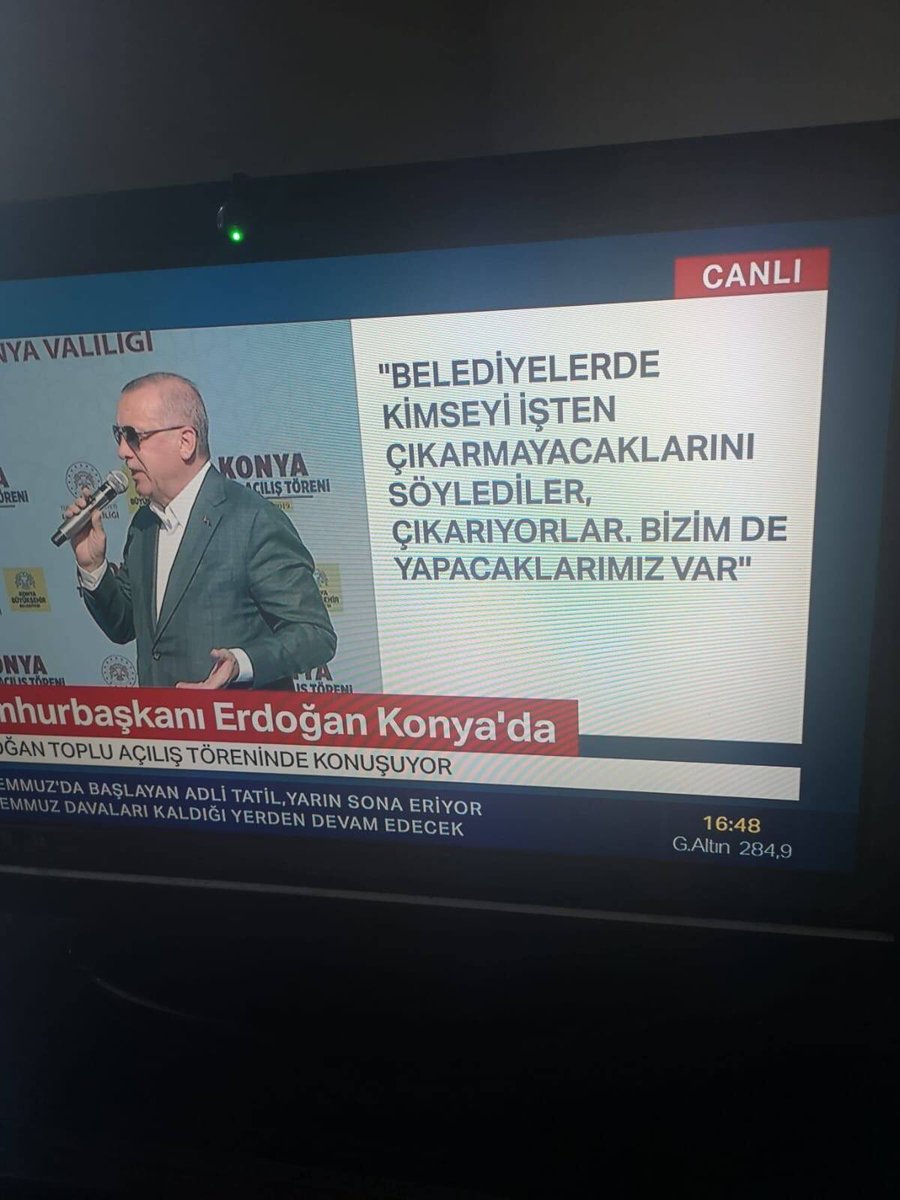 ikiz_babas's tweet photo. Sayın Başkanım Siyasi Düşüncelerine Göre İnsanlar İşden Çıkartılıyor Belediyeler İçin Son 2 Gün Bu Kıyıma Karşı Tarih Yazmak İçin Kadronun Tam Zamanı #SözleşmelininUmuduReis https://t.co/wjdHfsDw2c