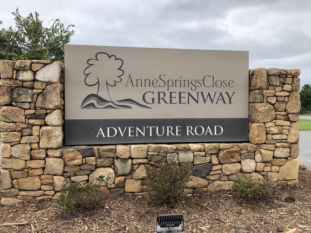RunNerdGirl's tweet photo. Just signed up for an annual membership to the @ASCGreenway! It's going to be an awesome year of trail running!
#optoutside #trails #ascgreenway https://t.co/8v4vx2wYQv