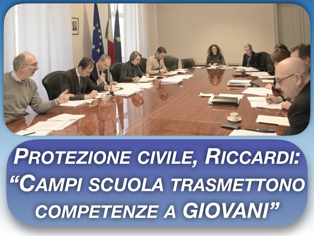 🔵 La #RegioneFVG prosegue l'iniziativa dei "Campi scuola di orientamento al #volontariato di #ProtezioneCivile" coinvolgendo gli #studenti delle scuole superiori del #FVG 😊👏🏻 Scopri di più 👉 bit.ly/2sxGIue