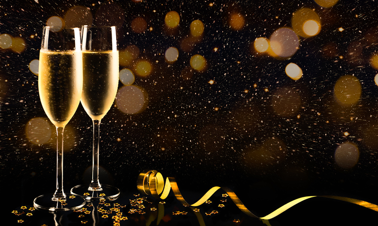 AscentCitPark's tweet photo. Let’s raise a glass to celebrate a brand new year. Cheers to 2020! #Celebrate #HappyNewYear #2020 https://t.co/kVmVgN2vBo