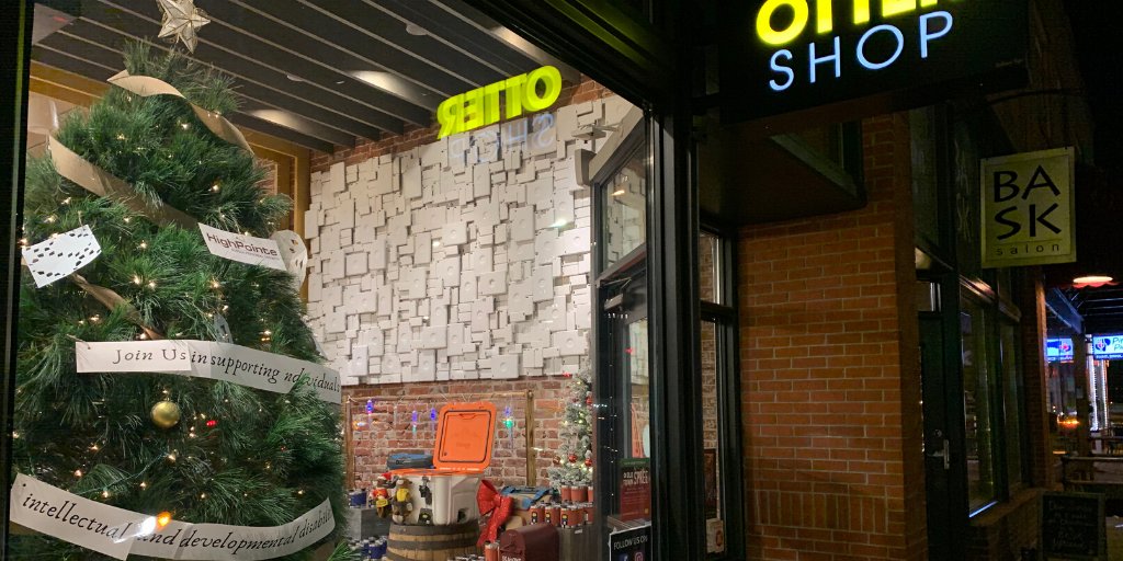 HighPointeServ's tweet image. You have two more days to drop in and visit our clients’ awesomely decorated #donation trees in downtown’s Otter Shop, Old Firehouse Books, and The Regional. Thank you for all your support #FortCollins! We are so excited for an incredible #NewYear together.