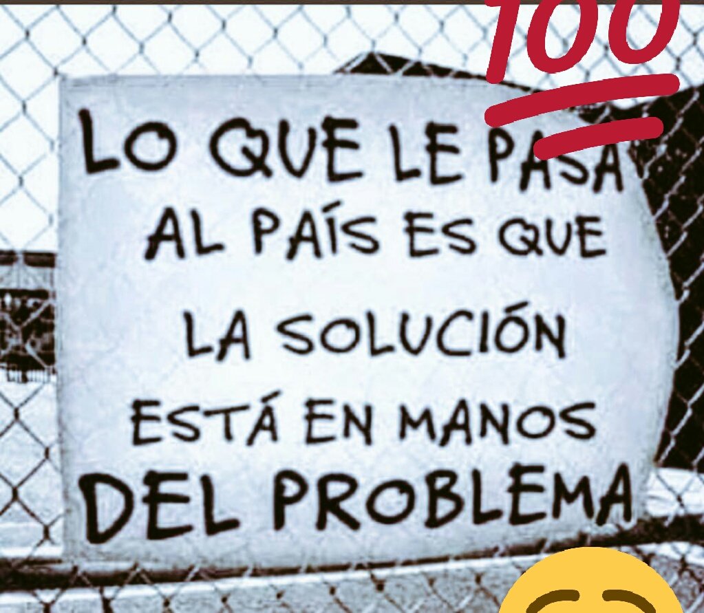 bullboss63's tweet photo. #FelicesFiestas 
A los políticos cercenando las libertades individuales 
#SonUnosHDP parasitos pelotudos
Delincuentes Chorros 
👊espera q' me quede sin pega-se q' tengo la razon-uds.son el problema 
#ChChSM se van TODOS o ×lo- se bajan a la mitad,todo el sueldo
#LaVerdadEsUnaSola https://t.co/ykhzkLEbcn