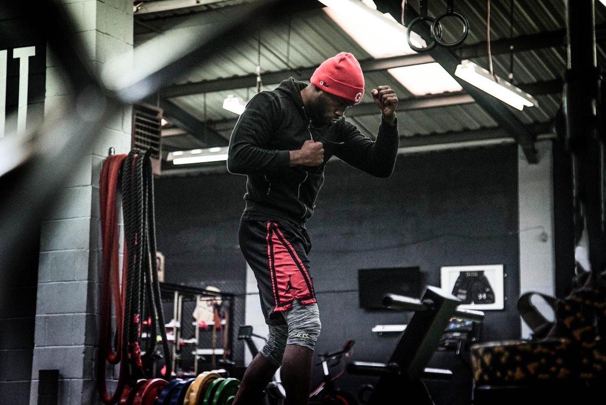 Leon_edwardsmma's tweet photo. Youngest in the top 5 and only just getting started https://t.co/dADuHkWWVD