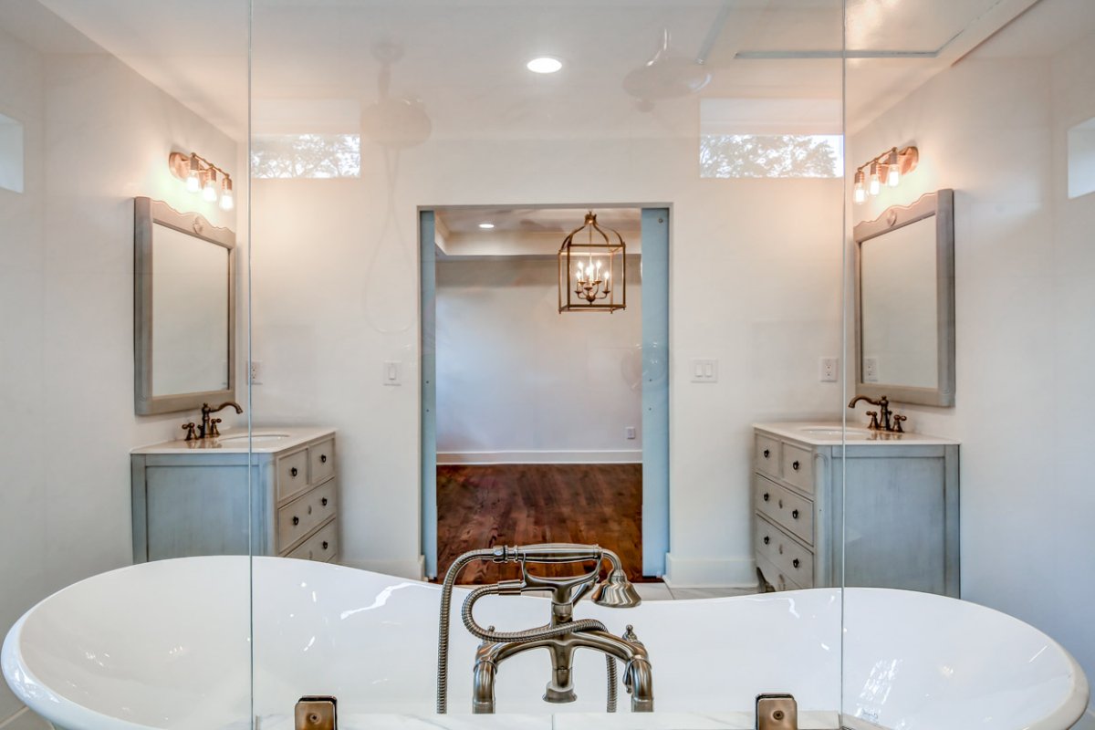 DrakeHouseGA's tweet photo. Make this year all about you. Ask us how to make the perfect space for you to unwind and relax. https://t.co/AH9usUMsZc