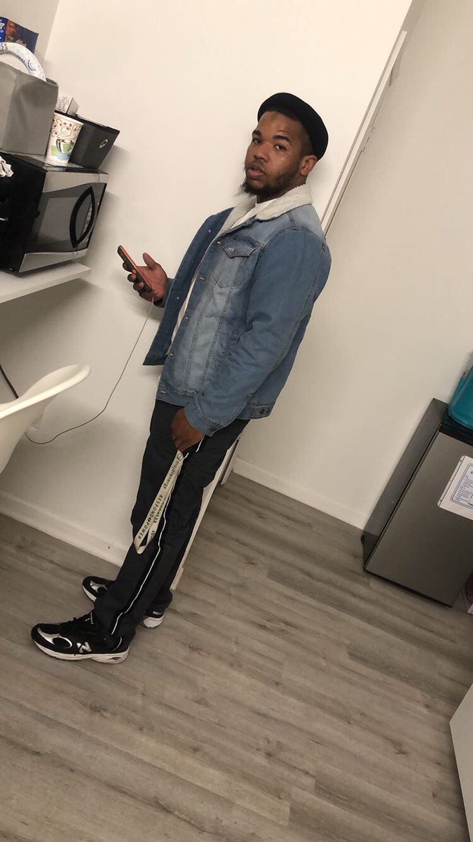 mujahidkimp's tweet photo. Pray everyday I get to make a change nigga they ain’t day one they won’t get to hang wit me💯🦍 https://t.co/kWtXahrFJT