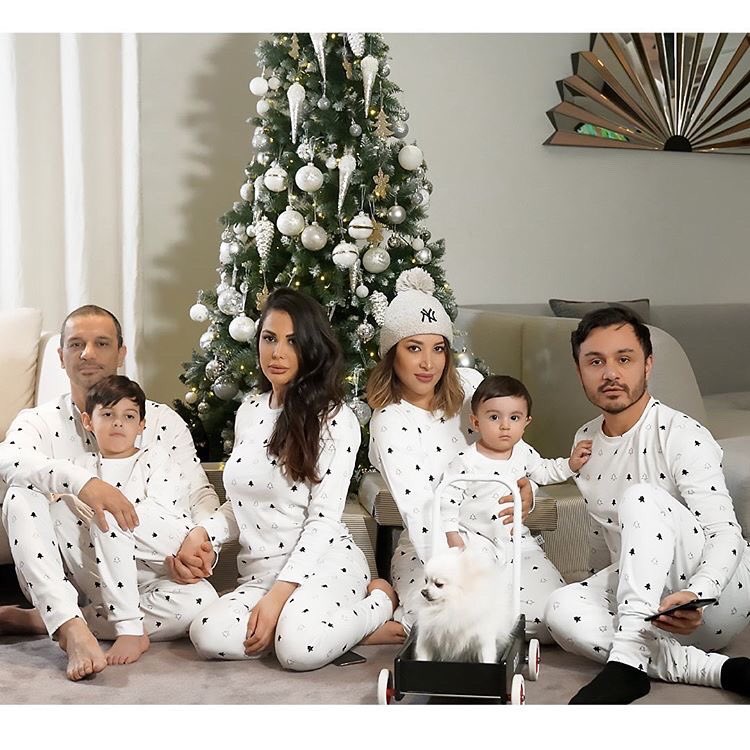 Christmas 2019 and another stunning array of matching family pictures that I’m totally honoured to have received. It really does mean the world 
Sharing this absolute stunner by <a href="/nazaninfara/">Nazanin fara</a> featuring our White Winter Trees over in Oslo to kick start some of my favourites....🌲