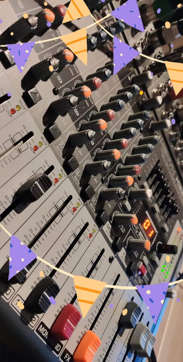 ¡No te pierdas programa especial de esta casa mañana #31Dic! Repasamos este año #2019 desde el Ayuntamiento de #alhaurindelatorre con representantes públicos de la provincia y mucho más a las 11:00h