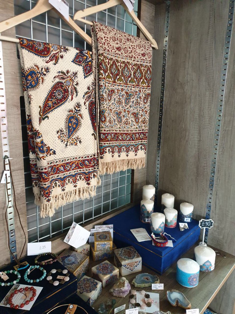 Iran_Sheen's tweet image. Having a piece from Persia is not dream anymore❤️ 
iransheen.co.uk
—————————————
#IranSheen #iranian #designandart #cultureart #persian #gift #uniquegifts #handmadegifts #artisanmade #iraniandesigner #ايران_شين