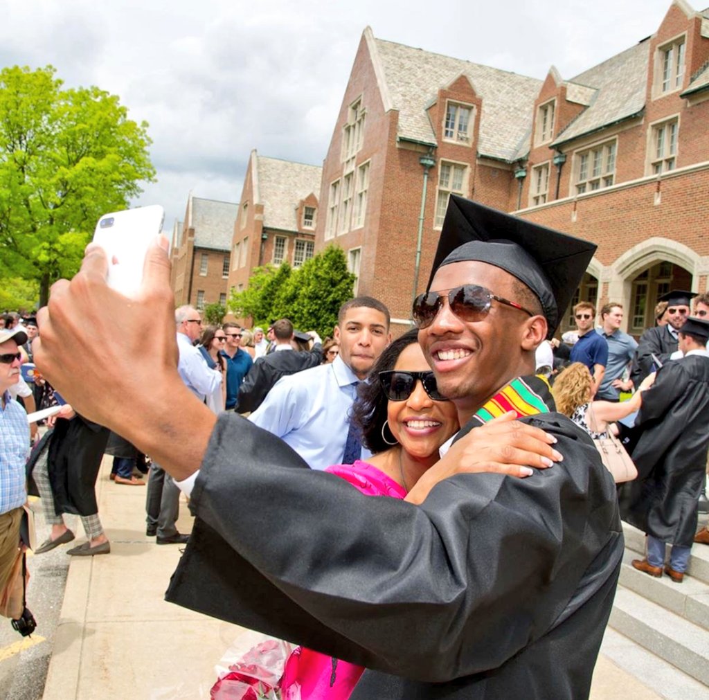 JohnCarrollU's tweet photo. The final days of 2019 are here. What are your favorite memories from this year at JCU? https://t.co/k08XICL2fC