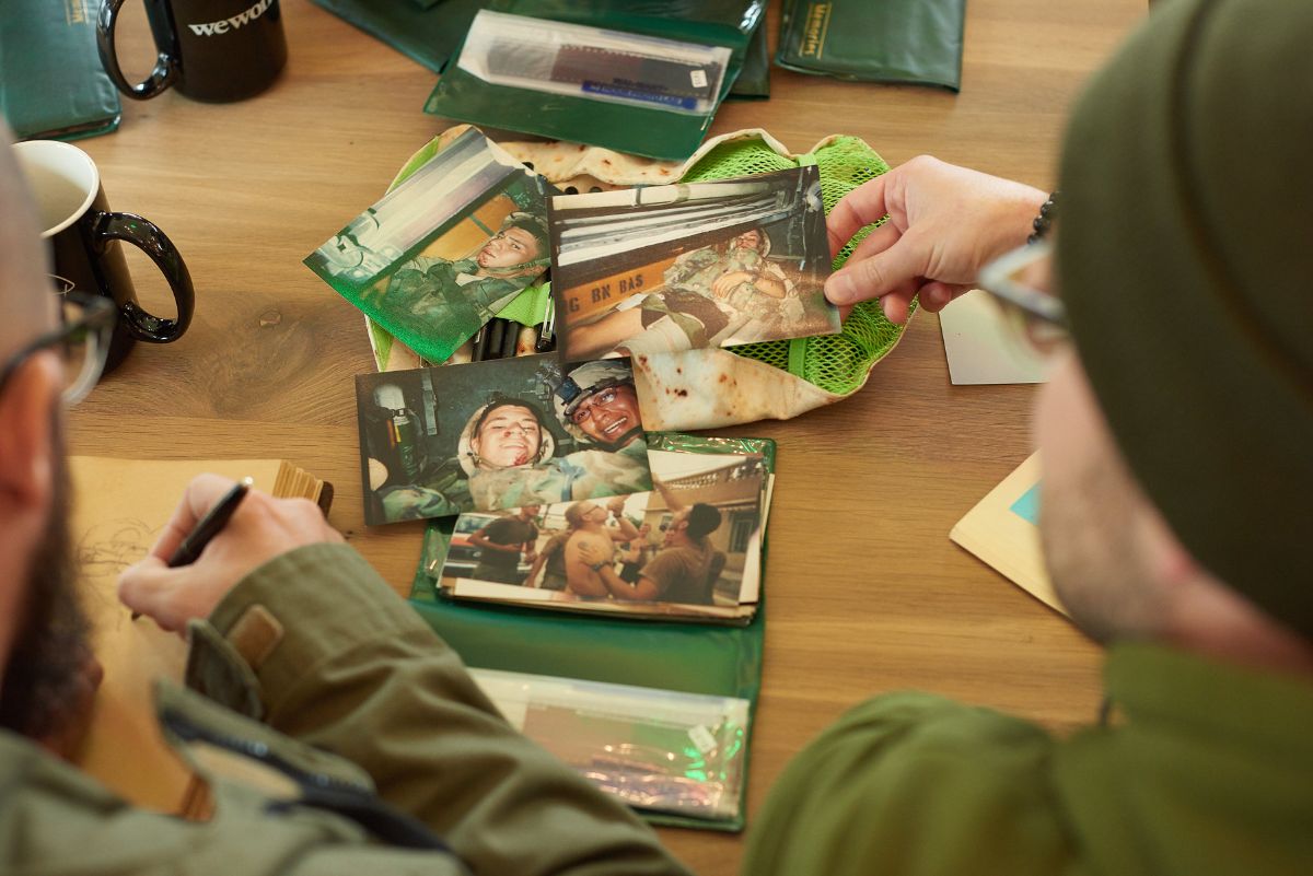 HASHEARTus's tweet image. Last chance to support Veterans' stories with a tax-deductlbe donation in 2019 - mailchi.mp/481c5f794f50/l…