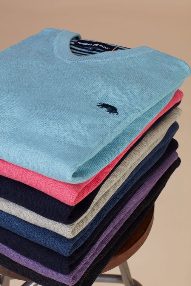 #WINITWEDNESDAY!

Happy New Year! We're giving you the chance to WIN one of our best-selling cotton/cashmere sweaters in the colour of your choice! 

To enter:
▪️ Follow us
▪️ Retweet
▪️ Tag a friend

Winner will be announced Monday - good luck!