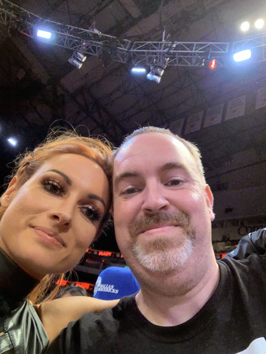 33jhenry's tweet image. #PeopleWhoMadeMy2019 @WWERollins @BeckyLynchWWE. Nothing but respect to you both
