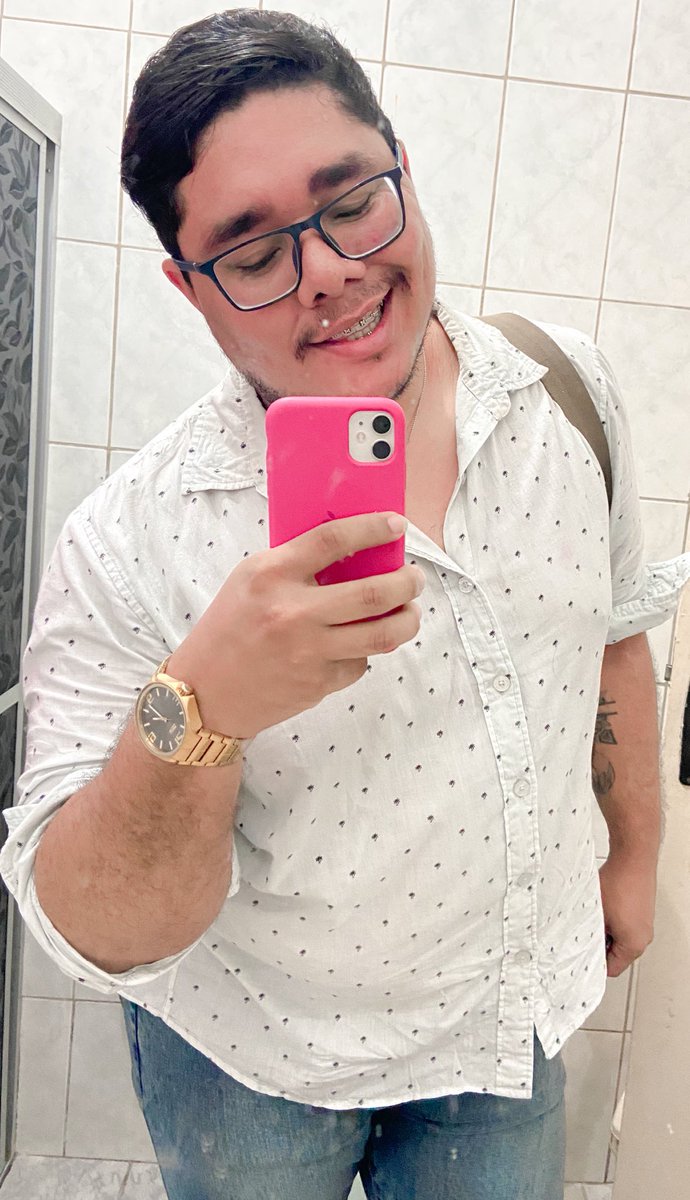 carllosmariano's tweet photo. Sim, estou feliz! #2Bjs https://t.co/NodI1Q6AS0