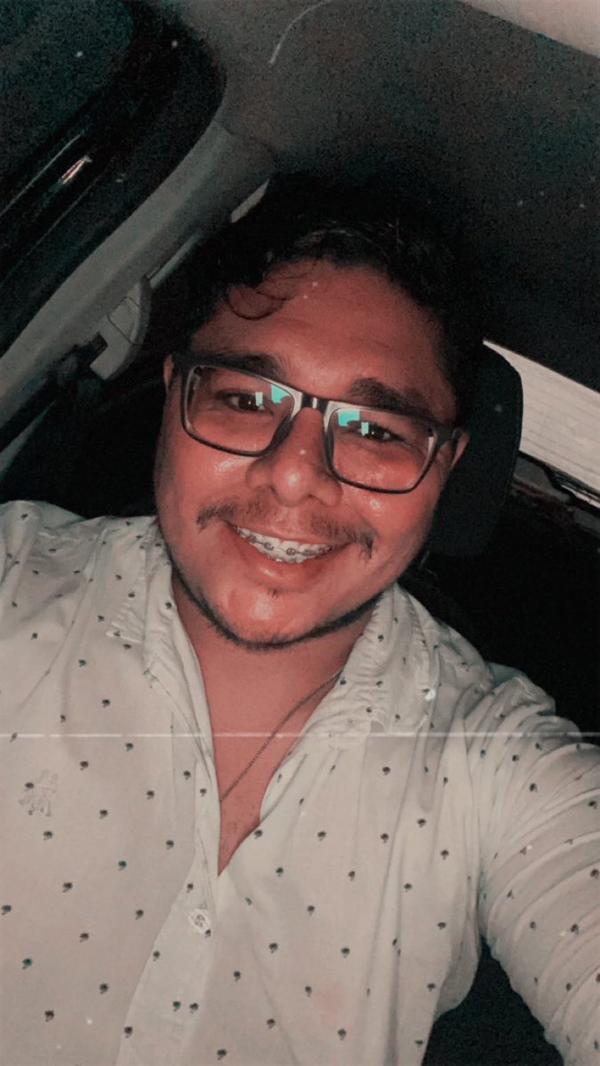 carllosmariano's tweet photo. Sim, estou feliz! #2Bjs https://t.co/NodI1Q6AS0